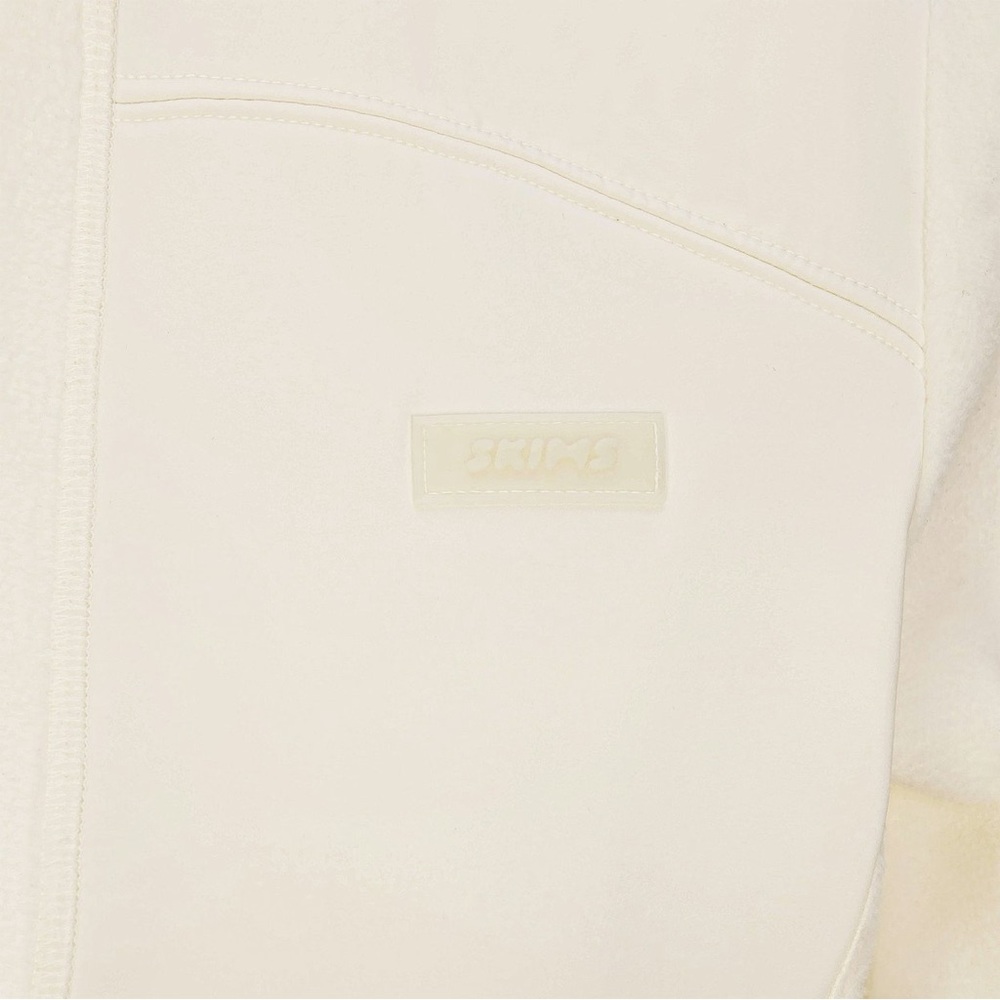 SKIMS FLEECE LOUNGE FITTED JACKET IN ECRU L - Picture 6 of 8